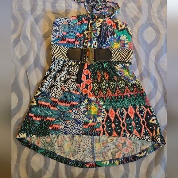 Halter Top - Picture 8 of 8